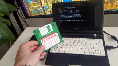 RUNNING MODERN LINUX FROM A SINGLE FLOPPY DISK